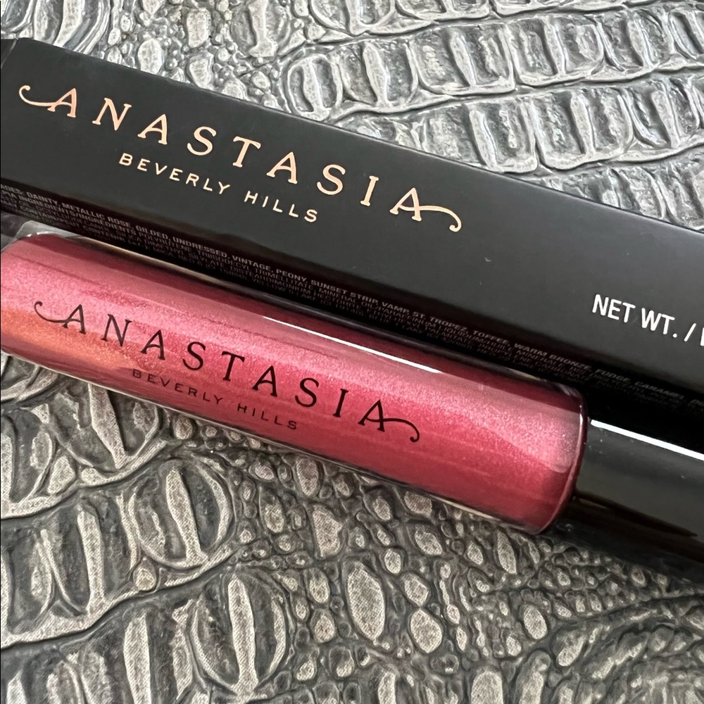 Anastasia Beverly Hills Metallic Rose Lip Gloss